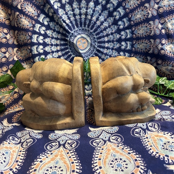 *RARE* PAIR OF WEEPING YOGI WOODEN HAND CARVED BOOKENDS BUDDHA SCULPTURE - Picture 2 of 6